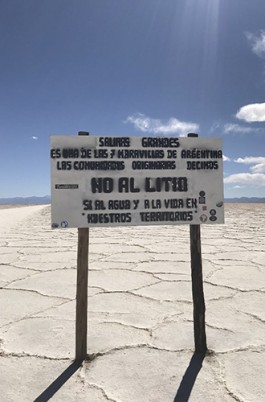 FLY WITH AEROCENE PACHA